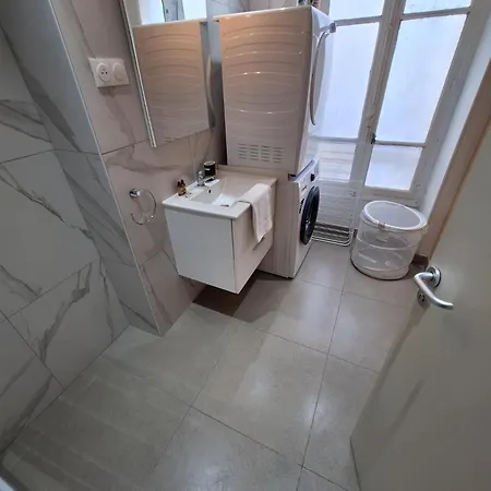 4#two Bedrooms#champs Elysées#arc De Triomphe#ac Parigi
